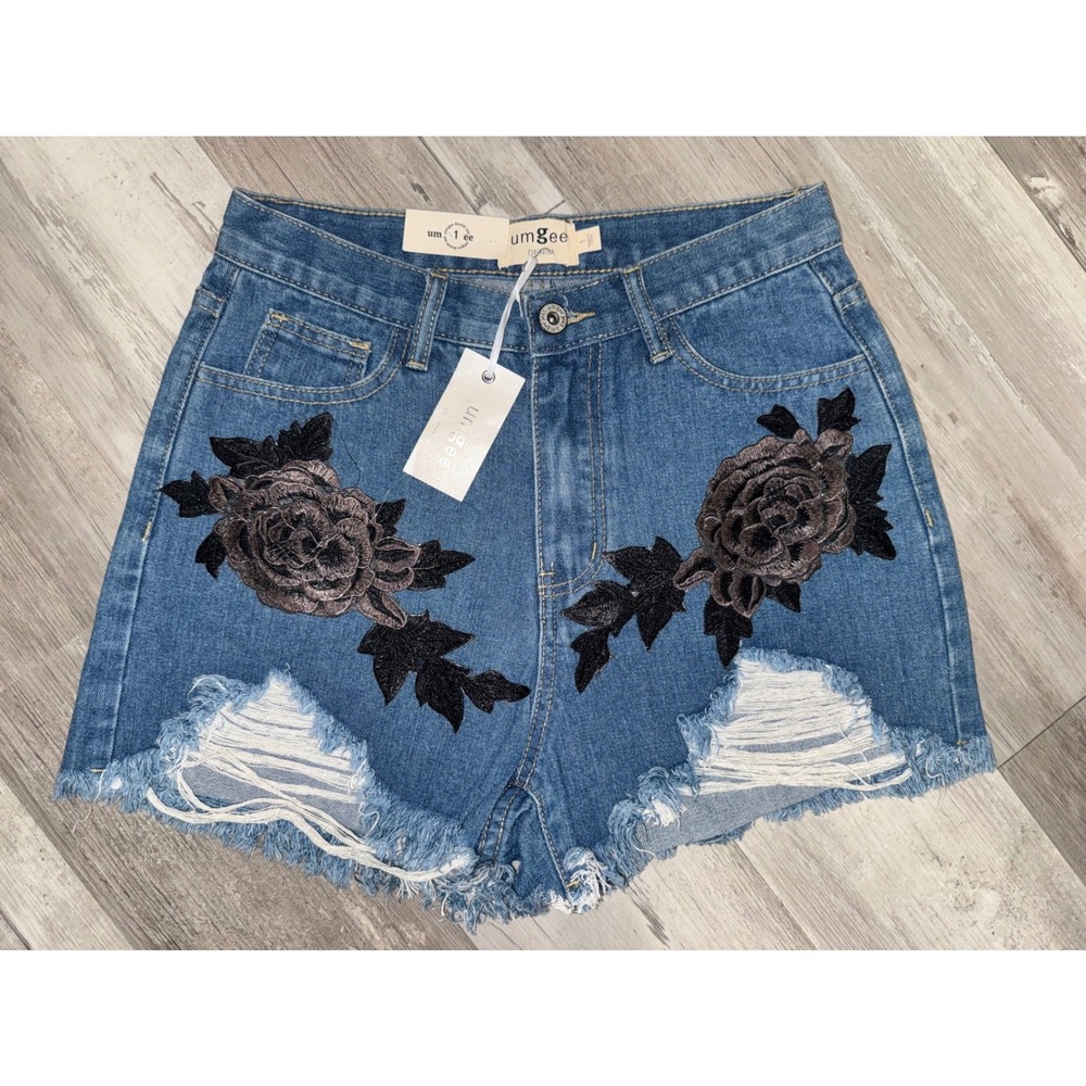 Umgee Denim Shorts Women Blue Floral Embroidered Distressed Frayed Size 1 J4104